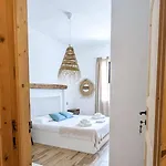 Arya Dimora Mediterranea Centro فيلاّسيمِيوس