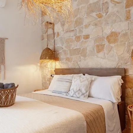 Arya Dimora Mediterranea & Apartment, Centro Homestay