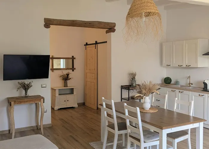 Arya Dimora Mediterranea & Apartment, Centro Séjour chez l'habitant Villasimius